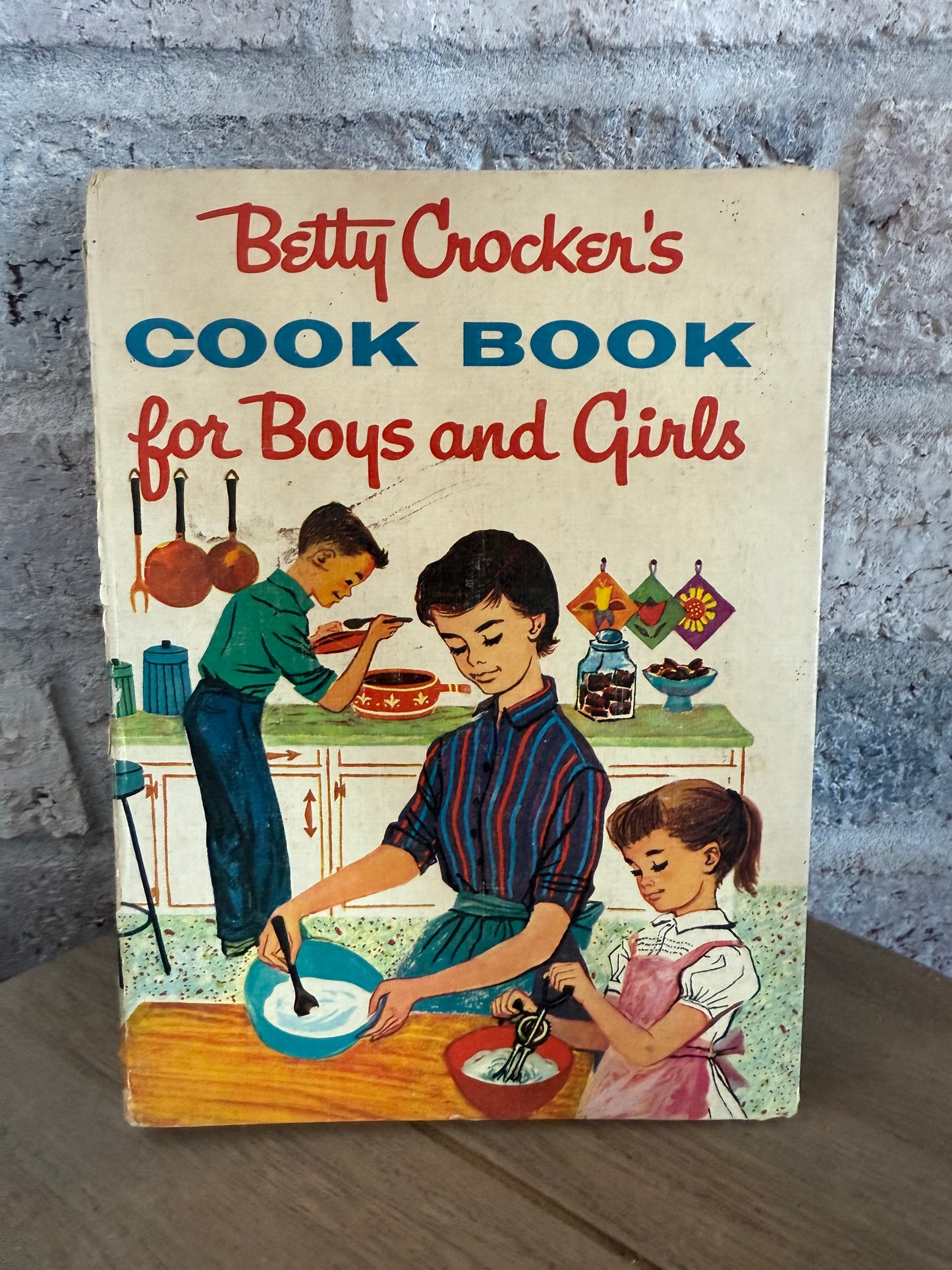 Betty Crocker's Cook Book for Boys and Girls