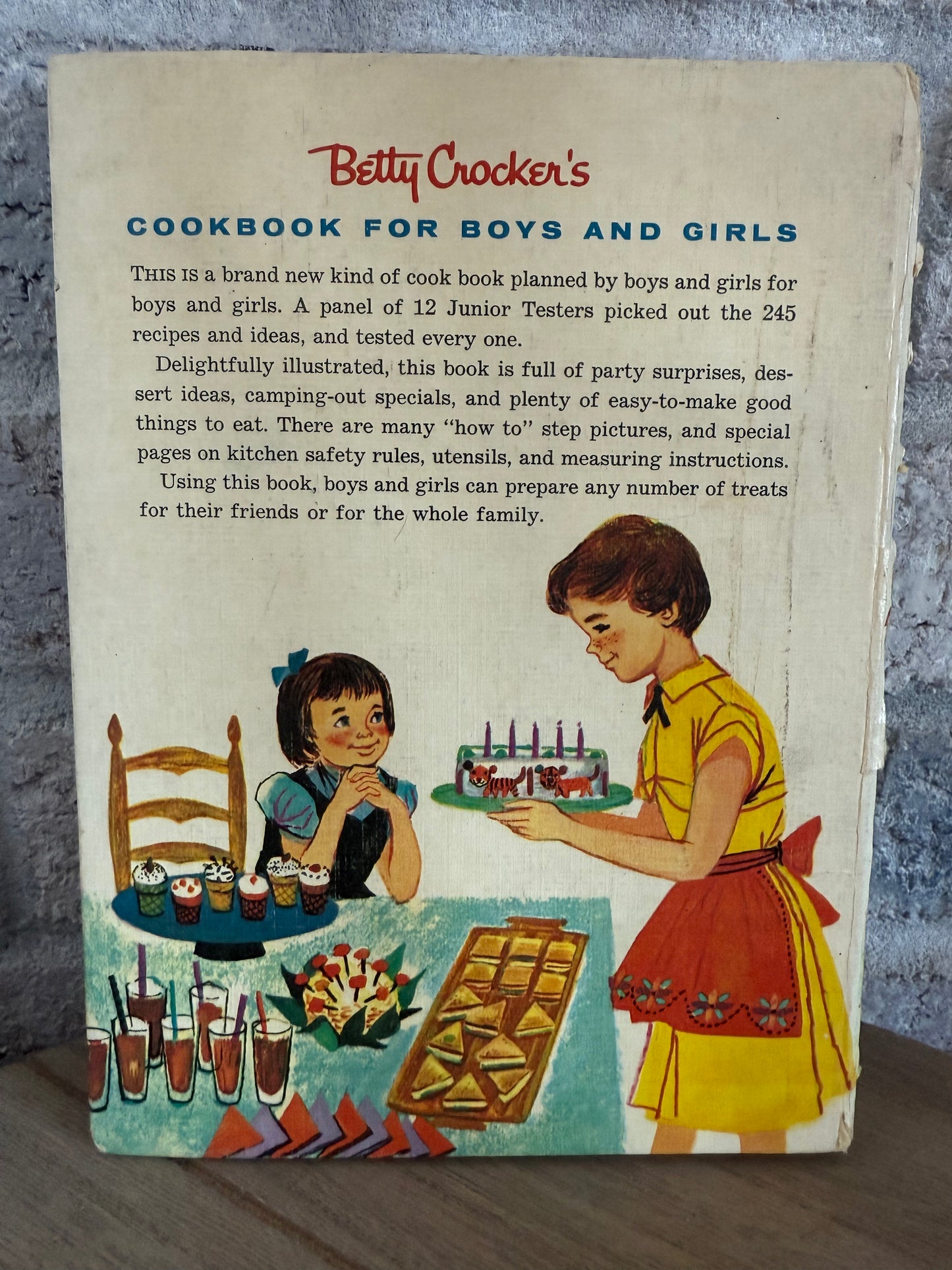 Betty Crocker's Cook Book for Boys and Girls